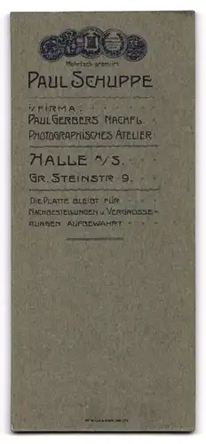 Fotografie Paul Schuppe, Halle / Saale, Gr. Steinstr. 9, junge Frau im dunken Kleid mit Pelzstola und Hut