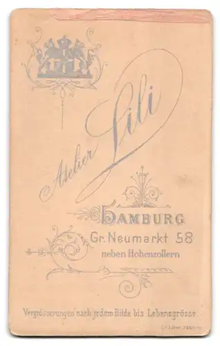 Fotografie Atelier Lili, Hamburg, Gr. Neumarkt 58, junge Dame im dunklen Kleid mit Hut und Schirm