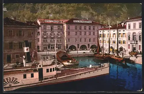 AK Riva /Lago di Garda, Il Porto col Hotel Baviera