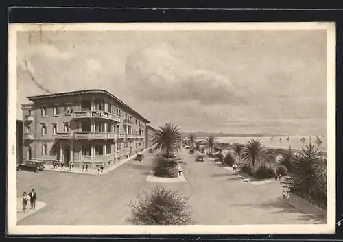 AK Viareggio, Hotel Villa Roma mit Uferstrasse