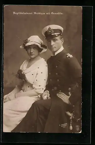 AK Portrait Kapitänleutnant Weddigen mit Gemahlin