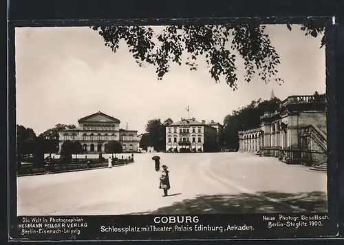 Foto-AK NPG Nr. 1340: Coburg, Schlossplatz mit Theater, Palais Edingburg, Arkaden