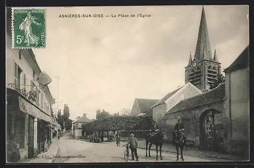 AK Asnières-sur-Oise, La Place de l`Église