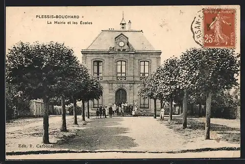 AK Plessis-Bouchard, La Mairie et les Écoles