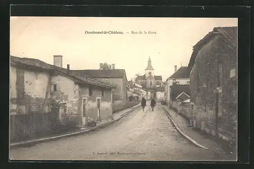 AK Doulevant-le-Chateau, Rue de la Gare, Bahnhofstrasse mit Kirchblick