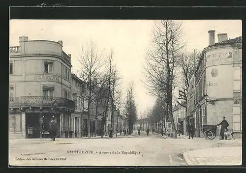 AK Saint-Dizier, Avenue de la République, Blick in die Strasse