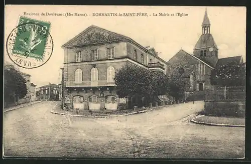 AK Dommartin-le-Saint-Pere, La Mairie et l`Eglise