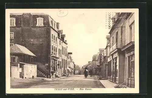 AK Tessy-sur-Vire, Rue Basse, Ortspartie