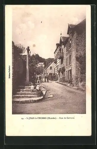 AK St-Jean-le-Thomas, Rue du Calvaire, Ortspartie