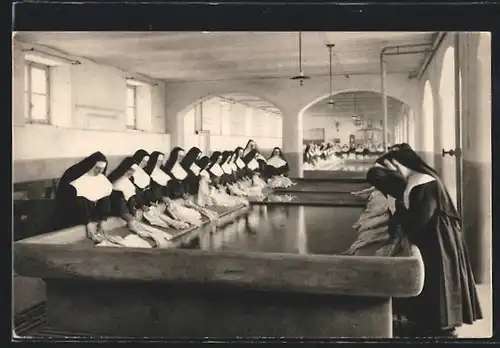 AK Torino, Piccola Casa Div. Provvidenza S. Gius B. Cottolengo, Lavaggio biancheria ospedale