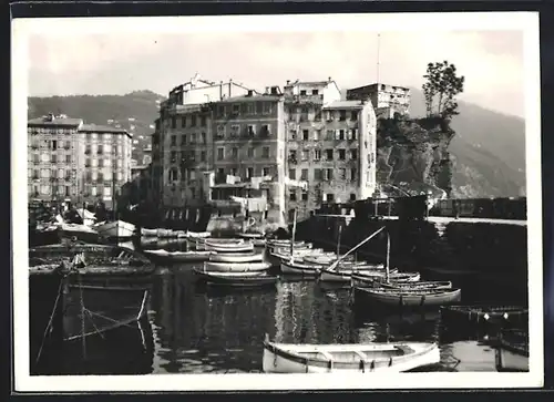 AK Camogli, Il Porto e l`Isola