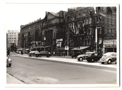 3 Fotografien unbekannter Fotograf, Ansicht Berlin-Charlottenburg, V. Filmfestspiele 1955, Film-Bühne am Kurfürstendamm