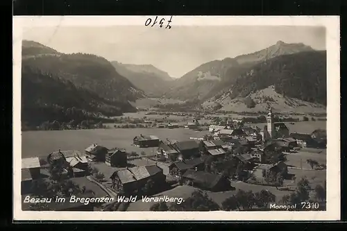 AK Bezau im Bregenzer Wald, Generalansicht der Ortschaft mit der Kirche