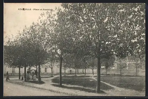 AK Ezauville, Place et Fontaine