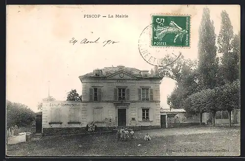 AK Piscop, La Mairie