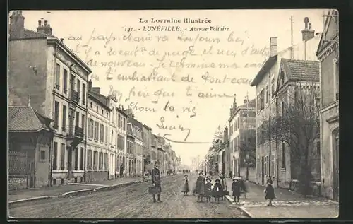 AK Lunéville, Avenue Voltaire