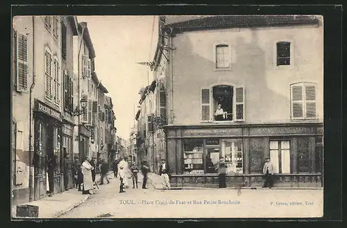 AK Toul, Place Croix-de-Fust et Rue Petite-Boucherie, Café du Nord