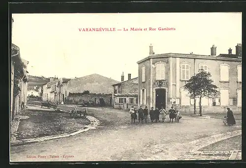 AK Varangeville, La Mairie et Rue Gambetta