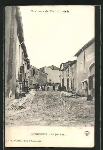 AK Domgermain, Rue Jean, Strassenpartie im Ort