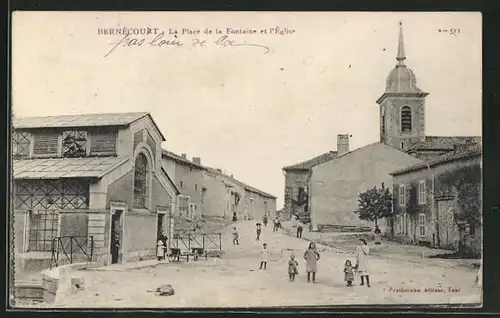 AK Bernecourt, la Place de la Fontaine et l'Eglise