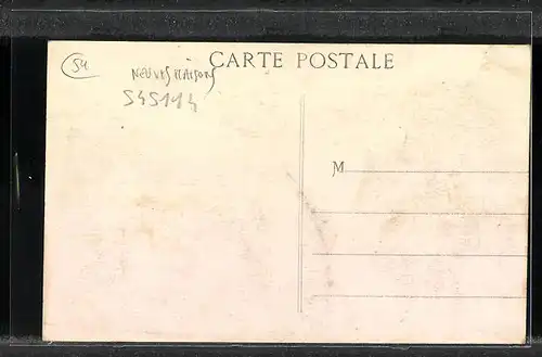 AK Lorrain, Rue de Paris, Maisons et Eglise