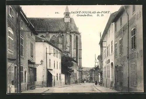 AK Saint-Nicolas-de-Port, Boutiques et Eglise en Grande Rue