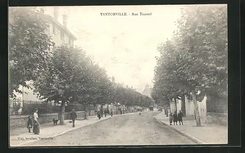 AK Tantonville, Personnes en Rue Tortel