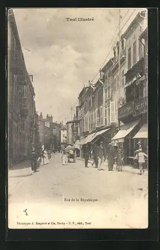 AK Toul, Rue de la République, Strassenpartie