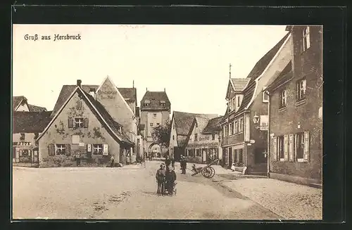 AK Hersbruck, Strasse am Spitaltor mit Fahrrad-Nähmaschinenhandlung