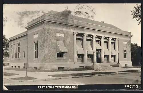 AK Taylorville, IL, Post Office