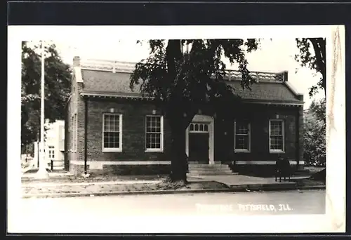 AK Pittsfield, IL, Post Office