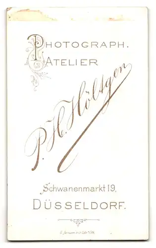 Fotografie P.H. Holtgen, Düsseldorf, Schwanenmarkt 19, Bürgerliches Paar im Sonntagsstaat
