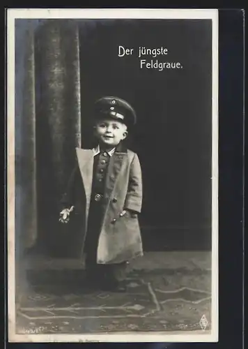 AK Der jüngste Feldgraue, Sohn v. Kronprinz Wilhelm von Preussen