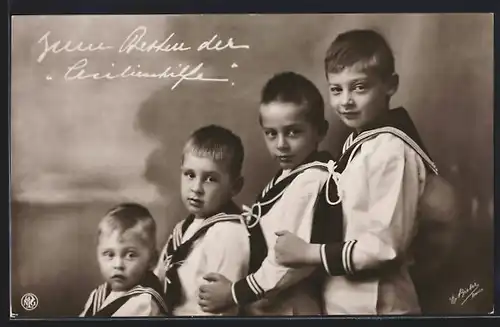 AK Die Söhne unseres Kronprinzenpaares als Matrosen