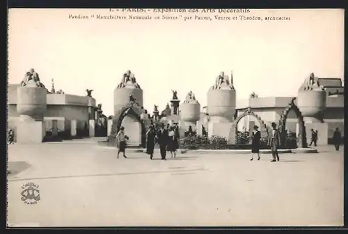 AK Paris, Exposition des Arts décoratifs 1925, Pavillon Manufacture Nationale de Sèvres