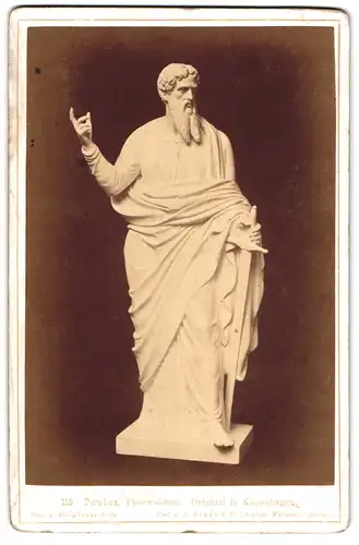Fotografie Dr. Stolze & Co., Berlin, Ansicht Kopenhagen, Statue des Paulus im Thorvaldsens Museum