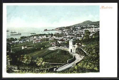 AK Funchal /Madeira, Ortsansicht mit Meeresblick