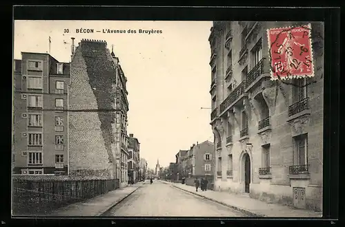 AK Bécon, L`Avenue des Bruyères