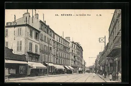 AK Sèvres, La Grande Rue