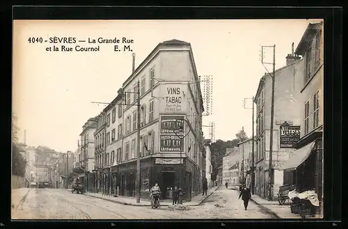 AK Sèvres, La Grande Rue et la Rue Cournal