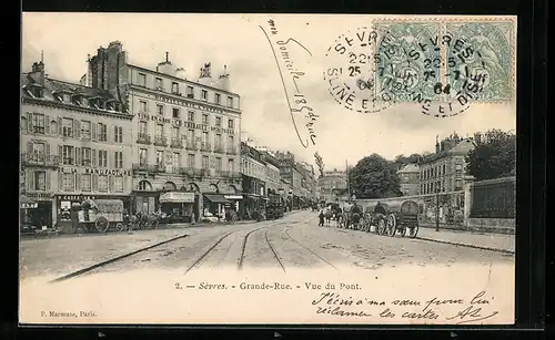 AK Sèvres, Grande-Rue, Vue du Pont