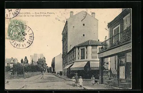 AK Les Vallées, Rue Felix-Faure