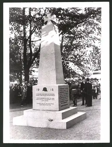 Fotografie Ansicht Helsinki, Park Tähtitorninmäki, Denkmal für Opfer des Schiffsunglückes Dampfer Habsburg 1918