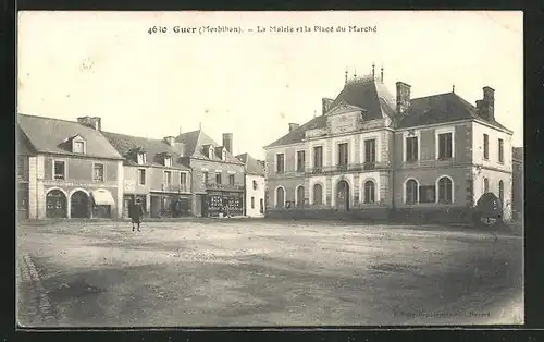 AK Guer, La Mairie et la Place du Marche