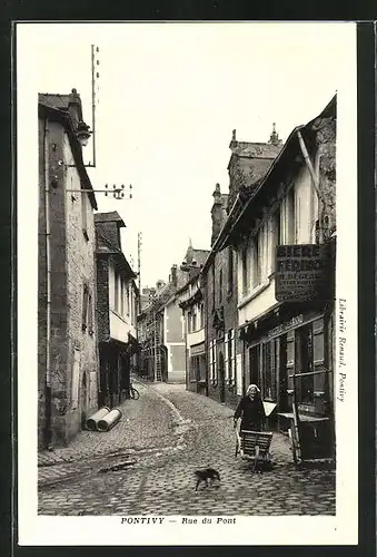 AK Pontivy, Rue du Pont, Strassenpartie