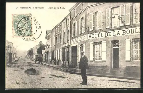 AK Montsurs, Rue de la Gare