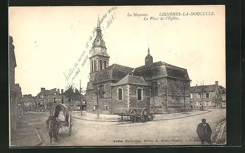 AK Lignères-la-Doucelle, La Place de l`Église