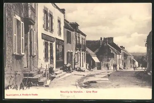 AK Neuilly-le-Vedin, Strassenpartie mit Huhn auf der Mitte der Strasse