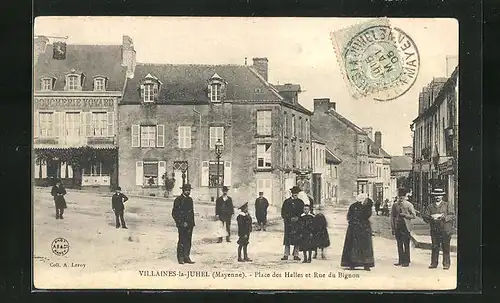 AK Villaines-la-Juhel, Place des Halles et Rue du Bignon