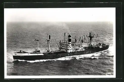 AK Handelsschiff SS Breda der KNSM auf hoher See